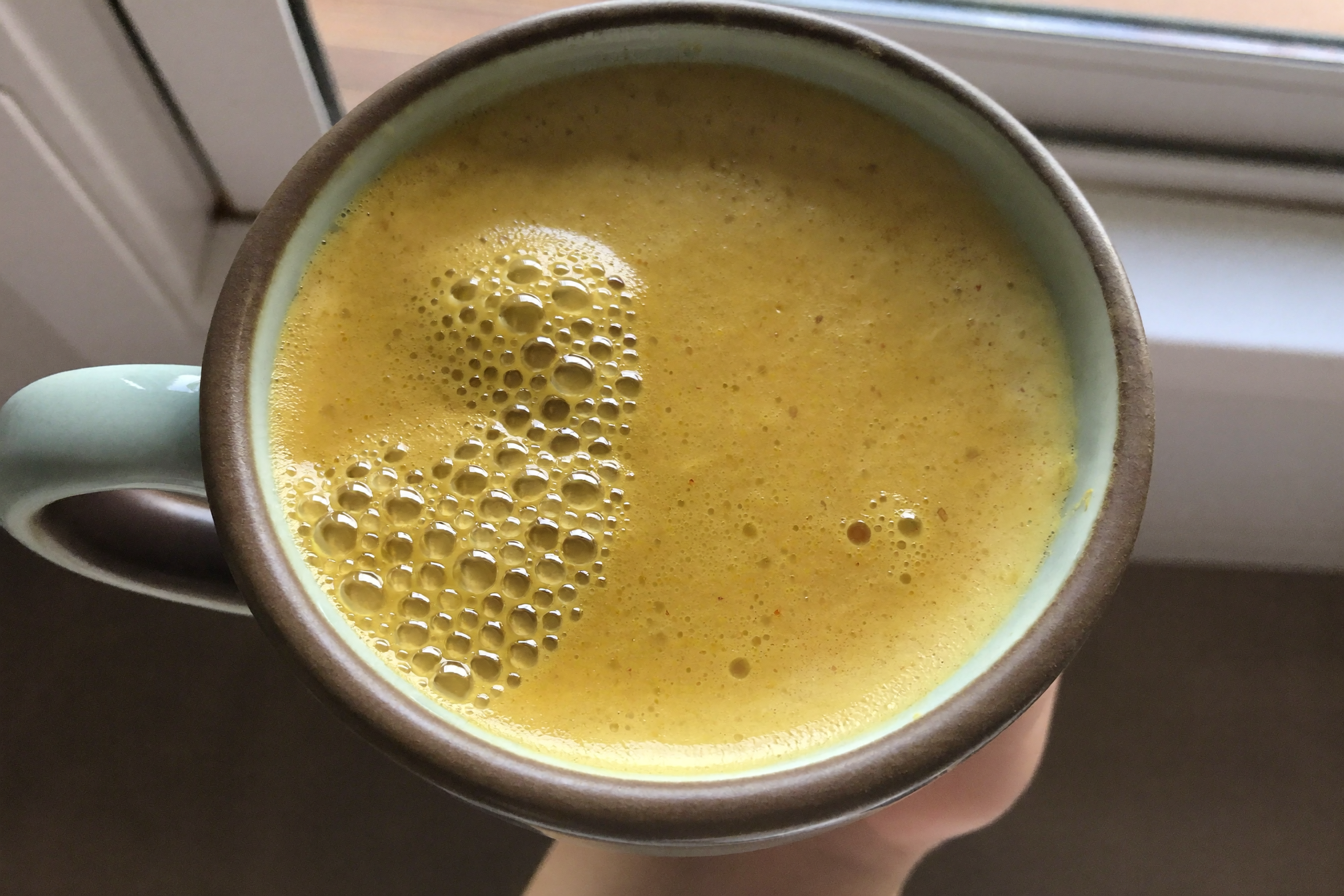 Lait d'or au curcuma — boisson anti-cholestérol