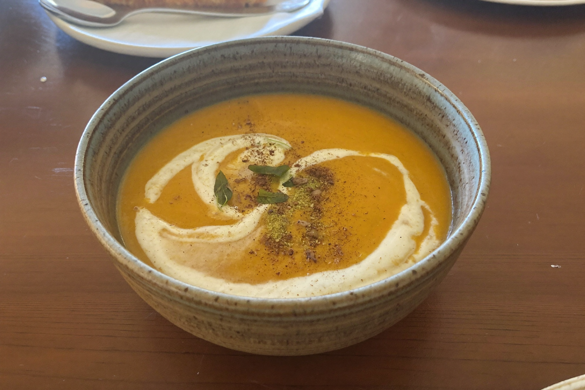 Velouté de potimarron crémeux saupoudré de muscade